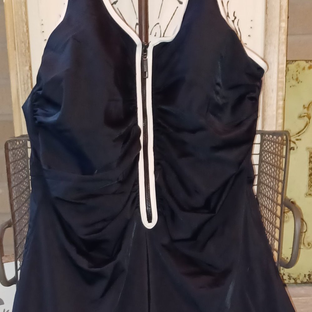 WOMENS BATHING SUIT, DRESS LIKE